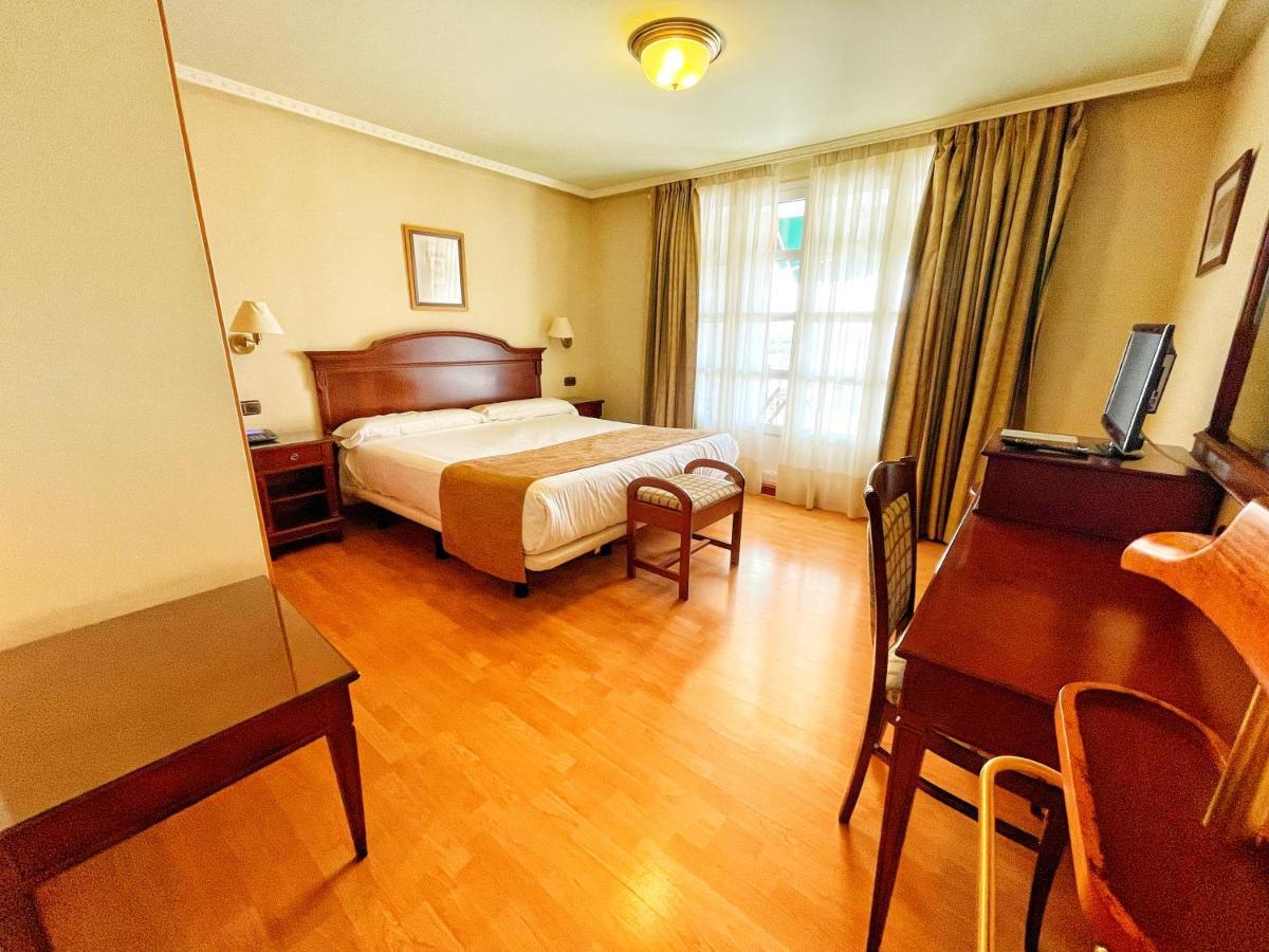 Hotel Lasa Sport Вальядолид Экстерьер фото